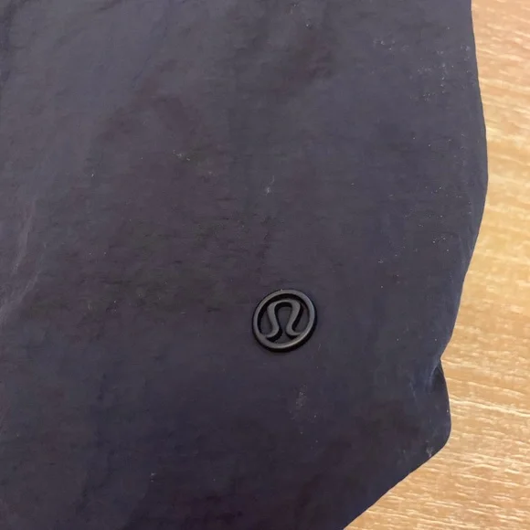 Lululemon Athletica Black Bag with Sporty Elegance - Picture 12 of 12